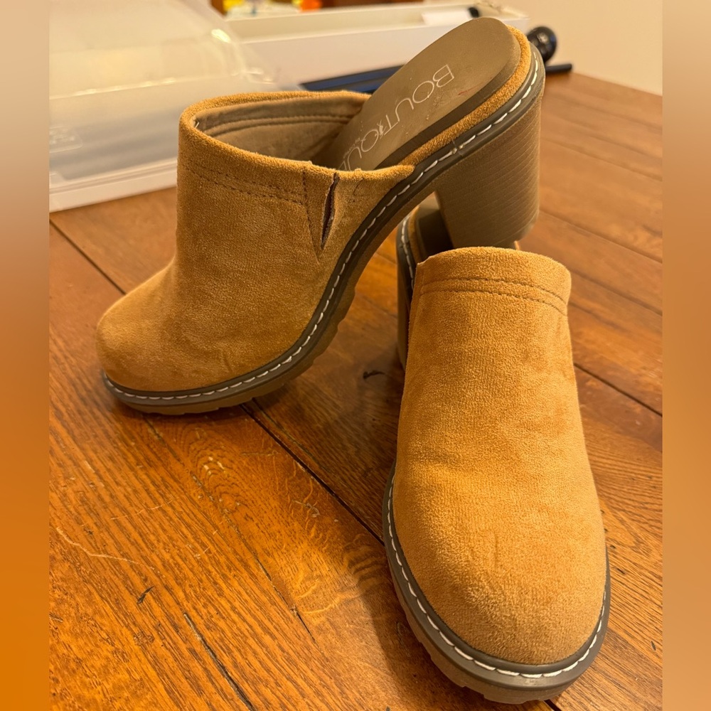 Corkys Tan Suede Platform Mule Clogs